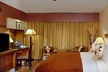 Fortune Select Vallabha Hotel Hyderabad Ngoại thất bức ảnh